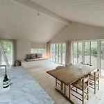 Lovely Summerhouse Surrounded By The Forest * Rørvig