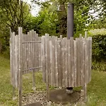 Lovely Summerhouse Surrounded By The Forest 펜션